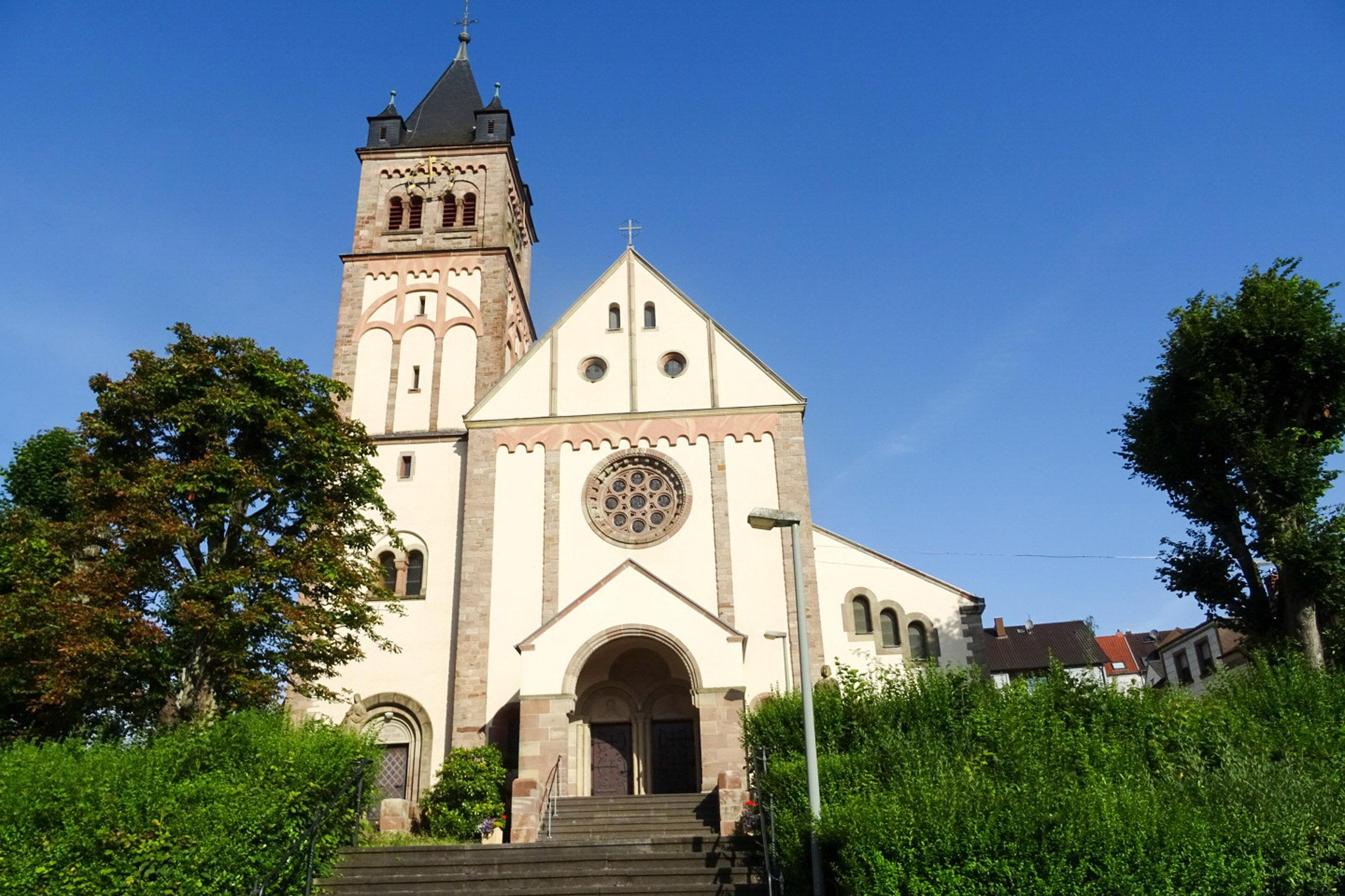 Die Pfarrei Quierschied St. Barbara im Bistum Trier ist vom 26. Oktober bis 30. Oktober bei Radio Horeb bundesweit live im Rundfunk.